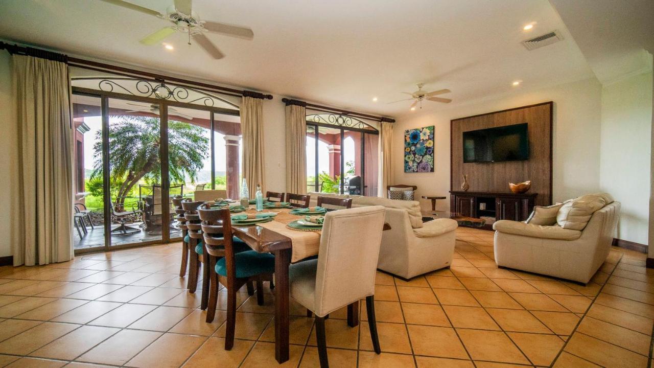 Bougainvillea 3103 Luxury Apartment - Reserva Conchal プラヤ・コンチャル エクステリア 写真